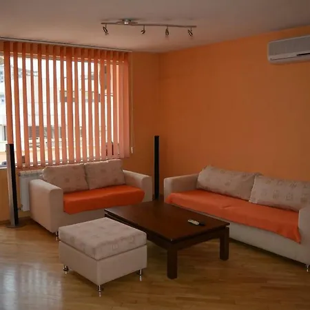 Spacious Southern Apartmán *